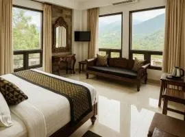 The Mayur Captain Grand Resort kasauli