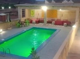 Auberge Restaurant TISSILI " Oasis de Fint"