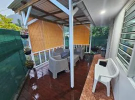 Fare Tehaikinoa Teahupo'o