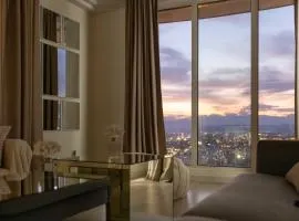 Golden-Hour Loft 35F Sunset Views Free Parking