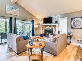 Margaritaville Lake Resort Home 1 Mi to Marina!, hotel in Damsel