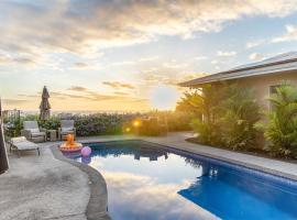 Ocean View Villa Sunset Pool King's Luxury experience, hotel en Kailua-Kona