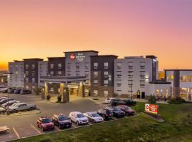 Best Western Plus Service Inn & Suites, hotel near Lethbridge County Airport - YQL, Lethbridge