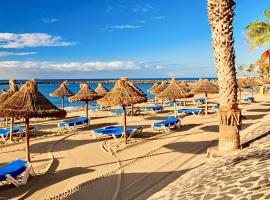 central in Los Cristianos Balcony and beach on foot, hotel en Los Cristianos