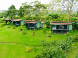 Cabañas Vista Verde opción con jacuzzi、San Vitoのホテル