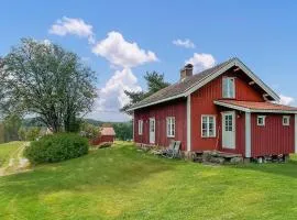 2 Bedroom Awesome Home In Töcksfors
