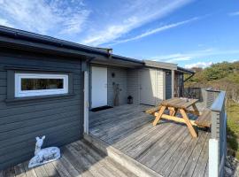 Ramsland에 위치한 호텔 4 Bedroom Lovely Home In Lindesnes
