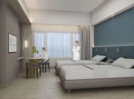 Taal Vista Hotel