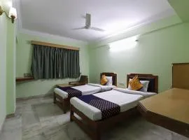 SPOT ON Hotel Hilltop