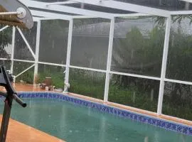 HolydayPalmBeachPoolHouse99fourPersonamin3 to5PersPartyPerBedroom