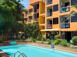 Beach Hotel Patong - PORTERHOUSE Boutique hotel