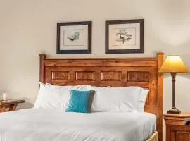 King Room with View Balcony & Best Location