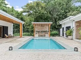 *Steps to Playa Grande *Surf Boards *Private Pool*