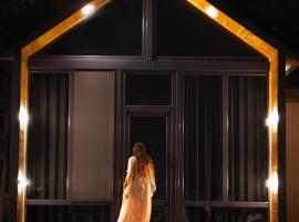 All Seasons Sevan, hotel con estacionamiento en Sevan