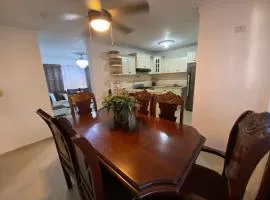1DR Charming 3-Bedroom Retreat Santo Domingo