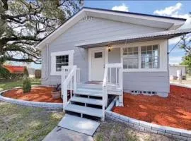 Central Tampa Hot Spot!