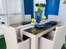 Durrani Cozyhouse 3 mins walk from the beach, villa in San Juan