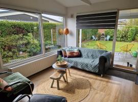 Relax, rust, strand, privé huisje, hotel in Lemmer