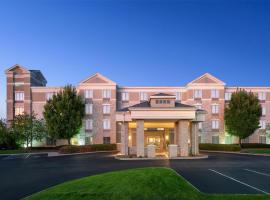 Homewood Suites by Hilton Columbus/Polaris、コロンバスのヒルトンホテル