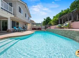 Cozy Tierrasanta Escape-4BR, Pool, Firepit, Games!