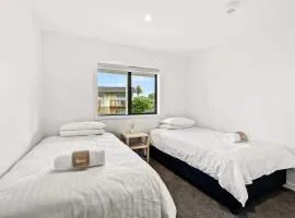 Twin Room at Wolfe Street