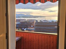 Sunset View Apartment Bregenz Bodensee, hotel in Lochau
