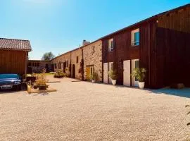 3-Star Tourism Rated Holiday Home with Air Con and Private Heated Pool - 40 Mins from Bergerac