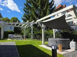 Ferienbungalow mit 2 Schlafzimmern, Sauna & Whirlpool