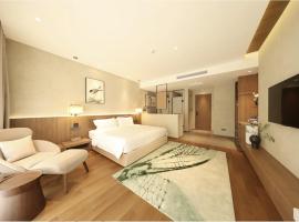 Floral Hotel Changbaishan Baihe Left Bank, hotel i Baohulinzhan