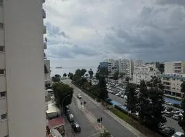 3 bedroom seafront apartment