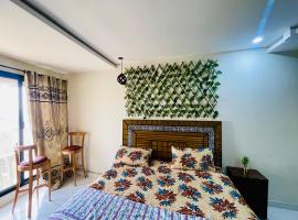 Gulberg Luxurious Cozy 1 BHK Appt, hotel v destinaci Islámábád
