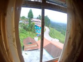 The Garden View Family Homestay, hotel en Takdāh