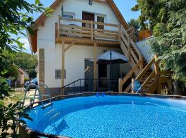 M&uuml;llers Ferienh&auml;user Gunaras & Harmonie in Gunaras, hotel com spa em Domb&oacute;v&aacute;r