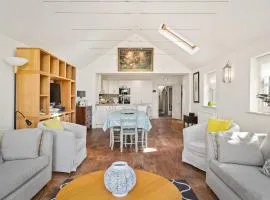 Carew Cottage