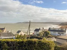 The Holiday House