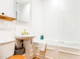 Riding Cottage - Uk37449