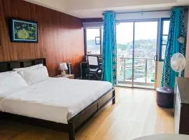 Baguio Cedar Peak Balcony with View Near Session Road