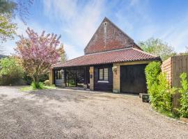 Shetland Cottage, hotel in Stalham