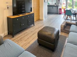 Norfolk Broads Cottage, hotel i Stalham