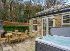 Cottage - Uk48472, Hotel in Lintz Green