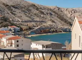 2 Bedroom Lovely Apartment In Metajna