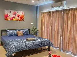 Pluemjai mansion