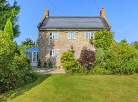The Farmhouse, Ley Farm