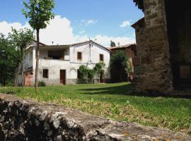 Ca la iaia Veva: Sant Joan les Fonts'ta bir daire