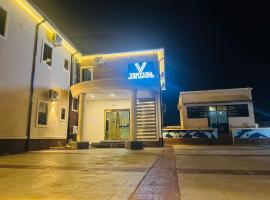 Ventura Hotel & Suites Asaba, hotel u gradu 'Mama'
