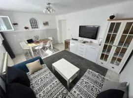 Checkpoint New Apartment Old Town