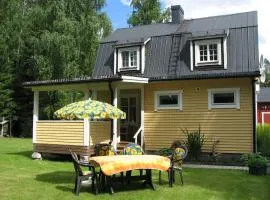 Stuga på Brattmon