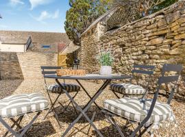 Brand New Luxury Cottage - Garden - Private Parking - Netflix - Coffee Station - Work Desk, ξενοδοχείο σε Lechlade