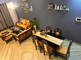 Alaansh Villa Perfect Backyard & BBQ Retreat