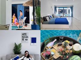 Monalisa pararise pool, hotel in Pattaya Central